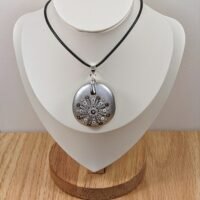 Collier argenté.3