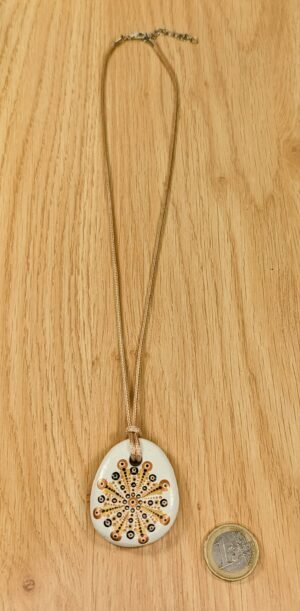 Collier blanc.1 – Image 3