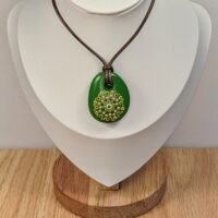 Collier vert.2