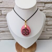 Collier rose.5