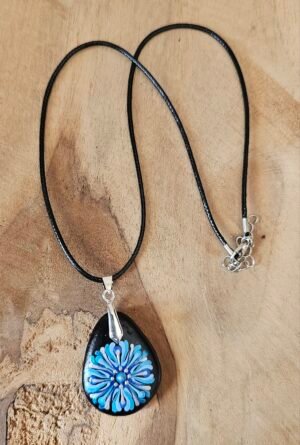 ✨ Collier noir et bleu ✨ – Image 5